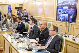 За кулисами официальных встреч: Михаил Уксусов принял участие в мероприятиях председательства РФ в Арктическом совете
